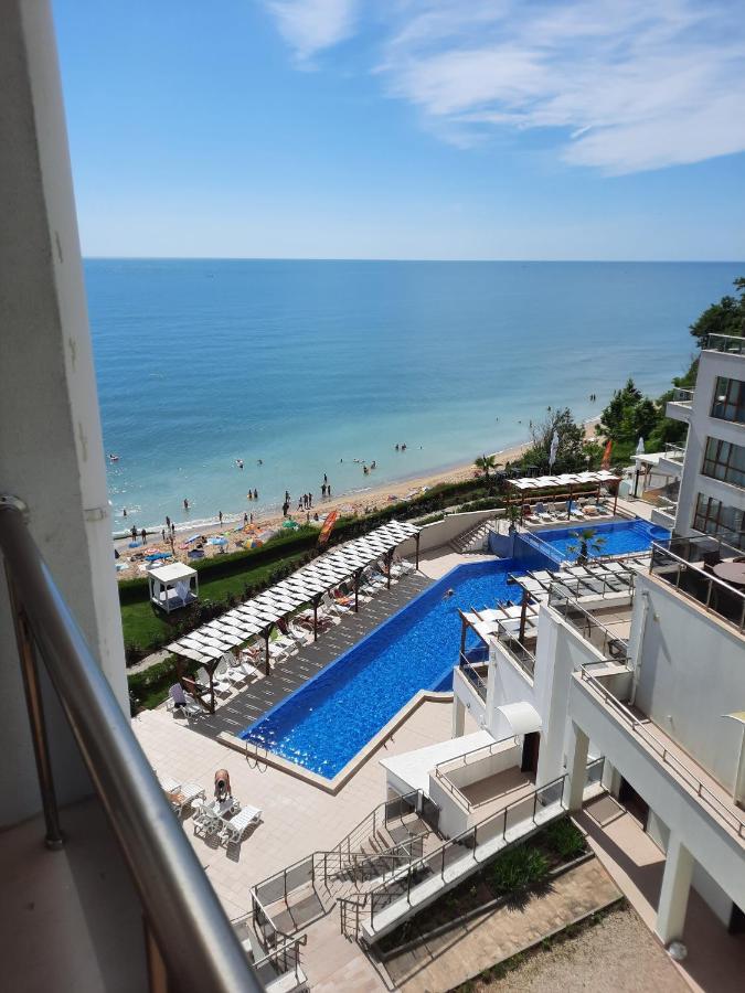 Byala Vista Cliff Apartments Exterior photo