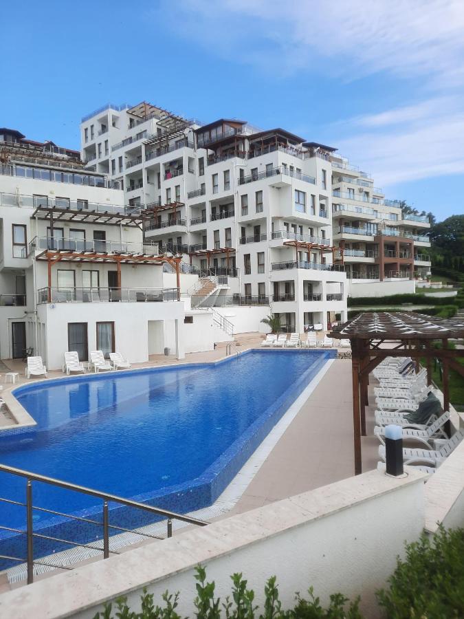 Byala Vista Cliff Apartments Exterior photo