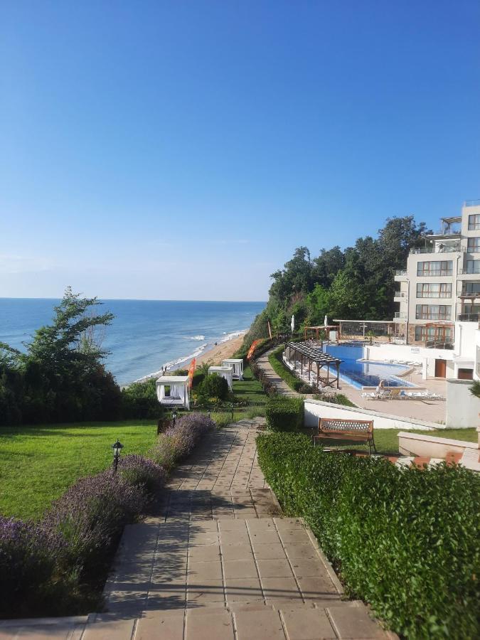 Byala Vista Cliff Apartments Exterior photo