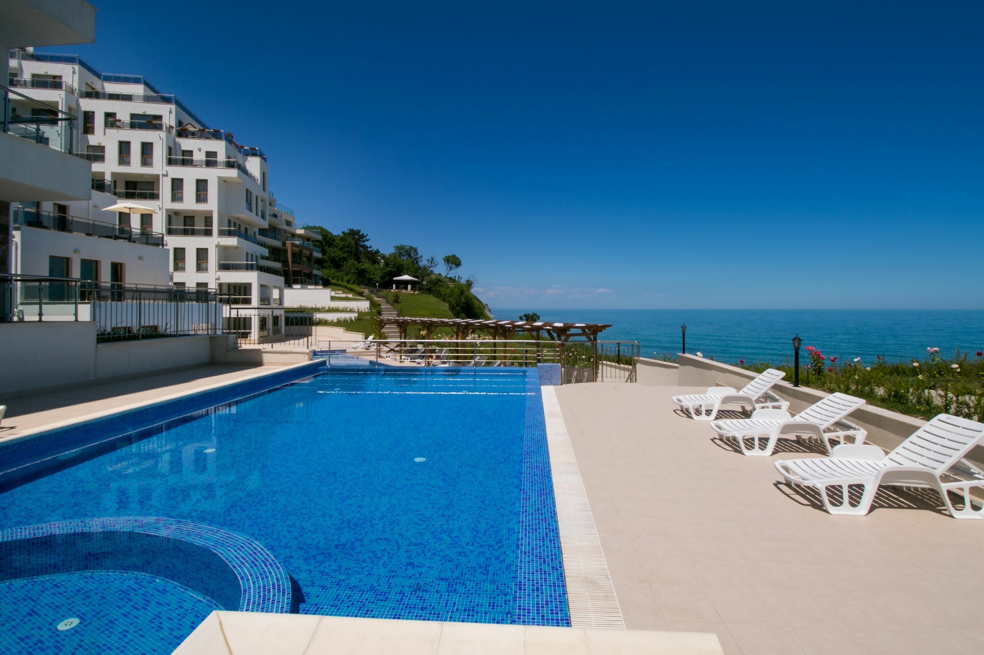 Byala Vista Cliff Apartments Exterior photo